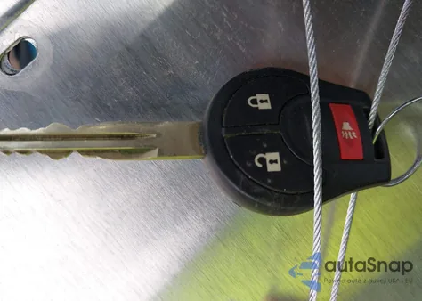 2014 Nissan Versa Note Sv z USA, uszkodzony, nr VIN 3N1CE2CPXEL428867